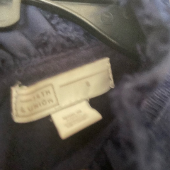 14th & Union Sweater Bundle - Picture 5 of 6